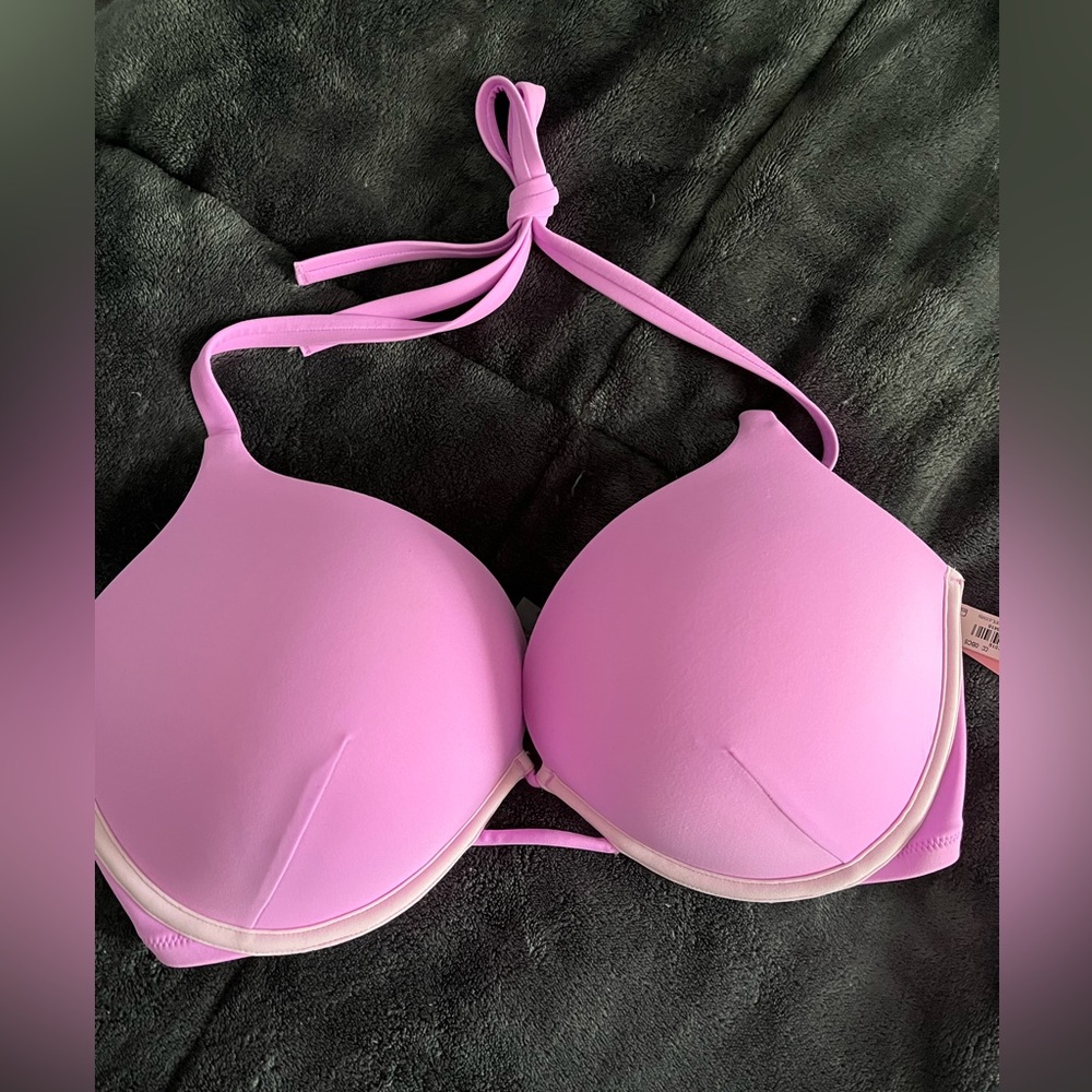 Light pink push-up bathing suit top
